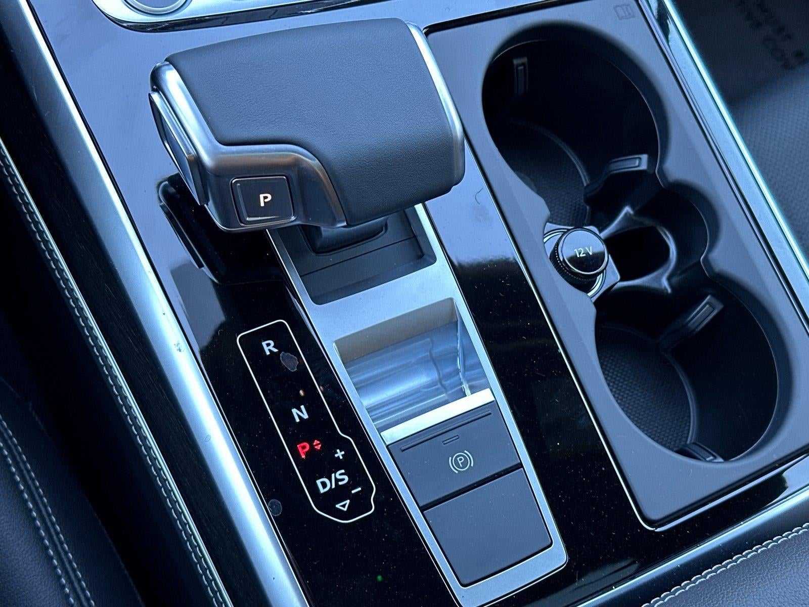 2026 Audi Q7 Premium Plus