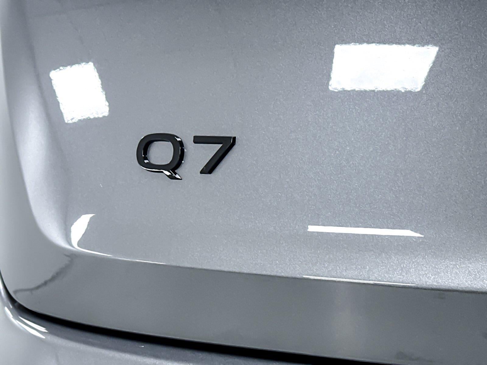 2026 Audi Q7 Premium Plus