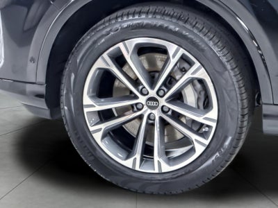 2026 Audi Q7 Premium Plus