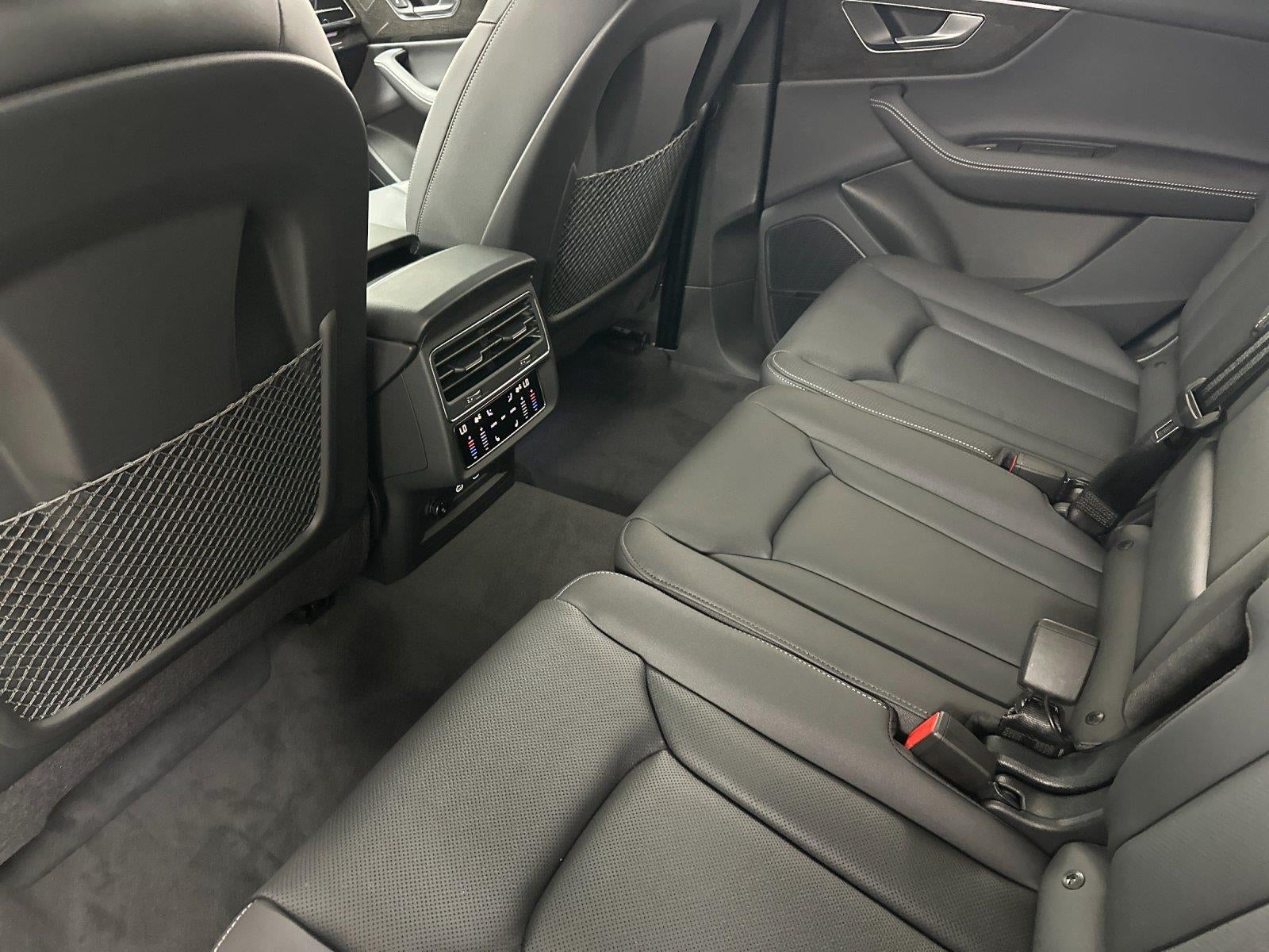 2026 Audi Q7 Premium Plus