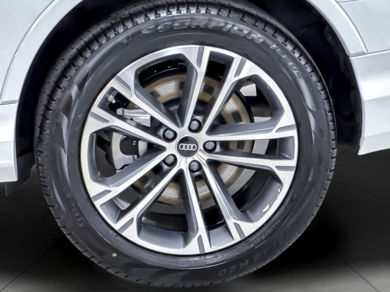 2026 Audi Q7 Premium Plus