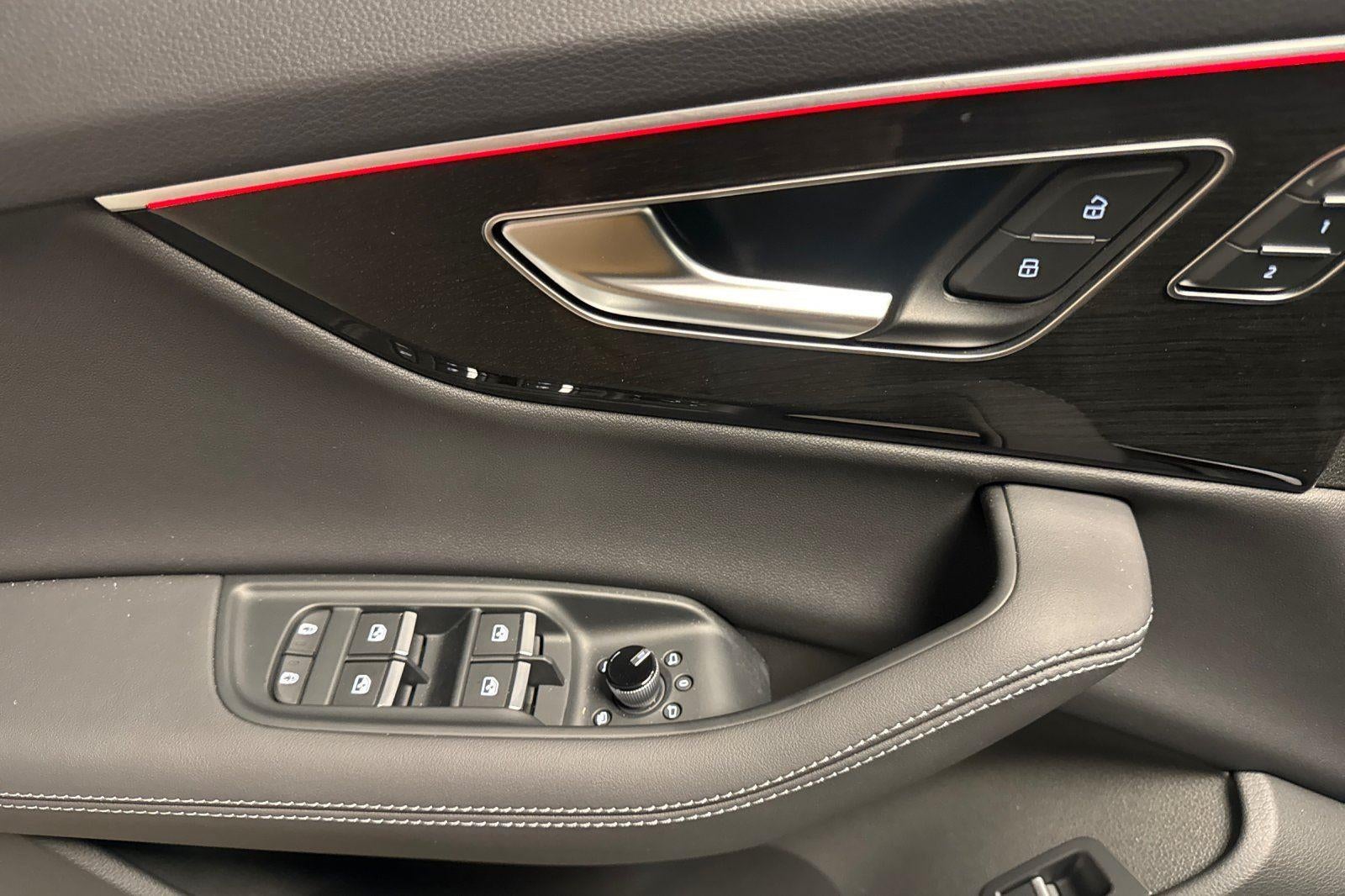 2026 Audi Q7 Premium Plus