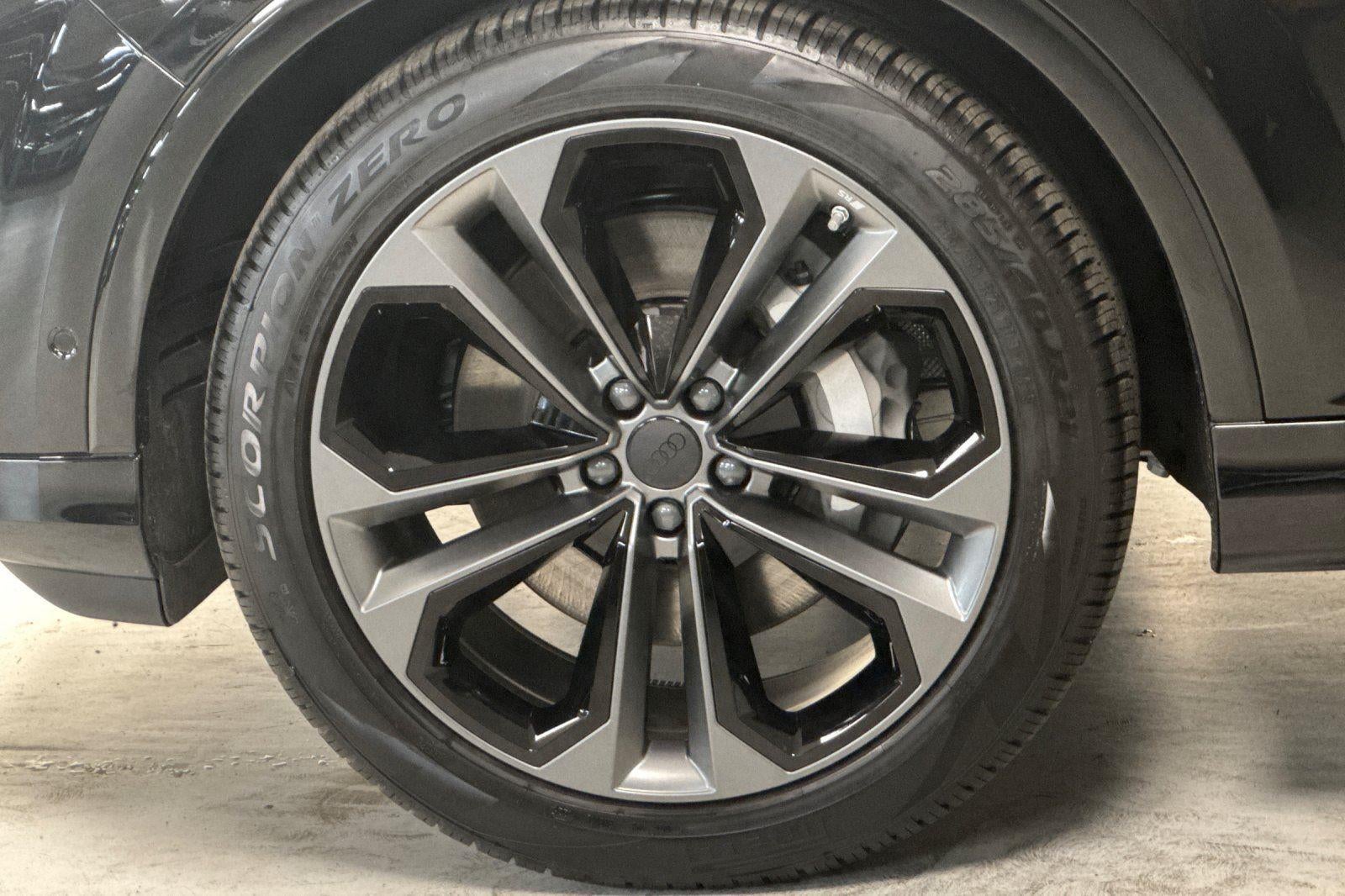 2026 Audi Q7 Premium Plus