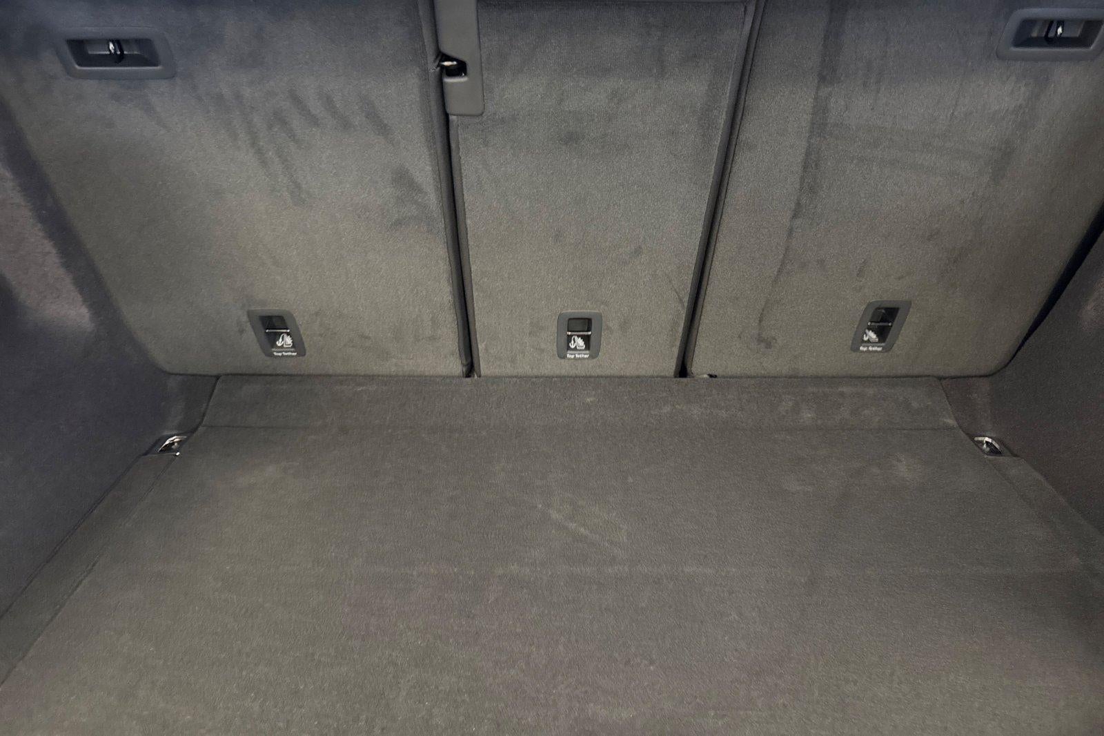 2026 Audi Q7 Premium Plus