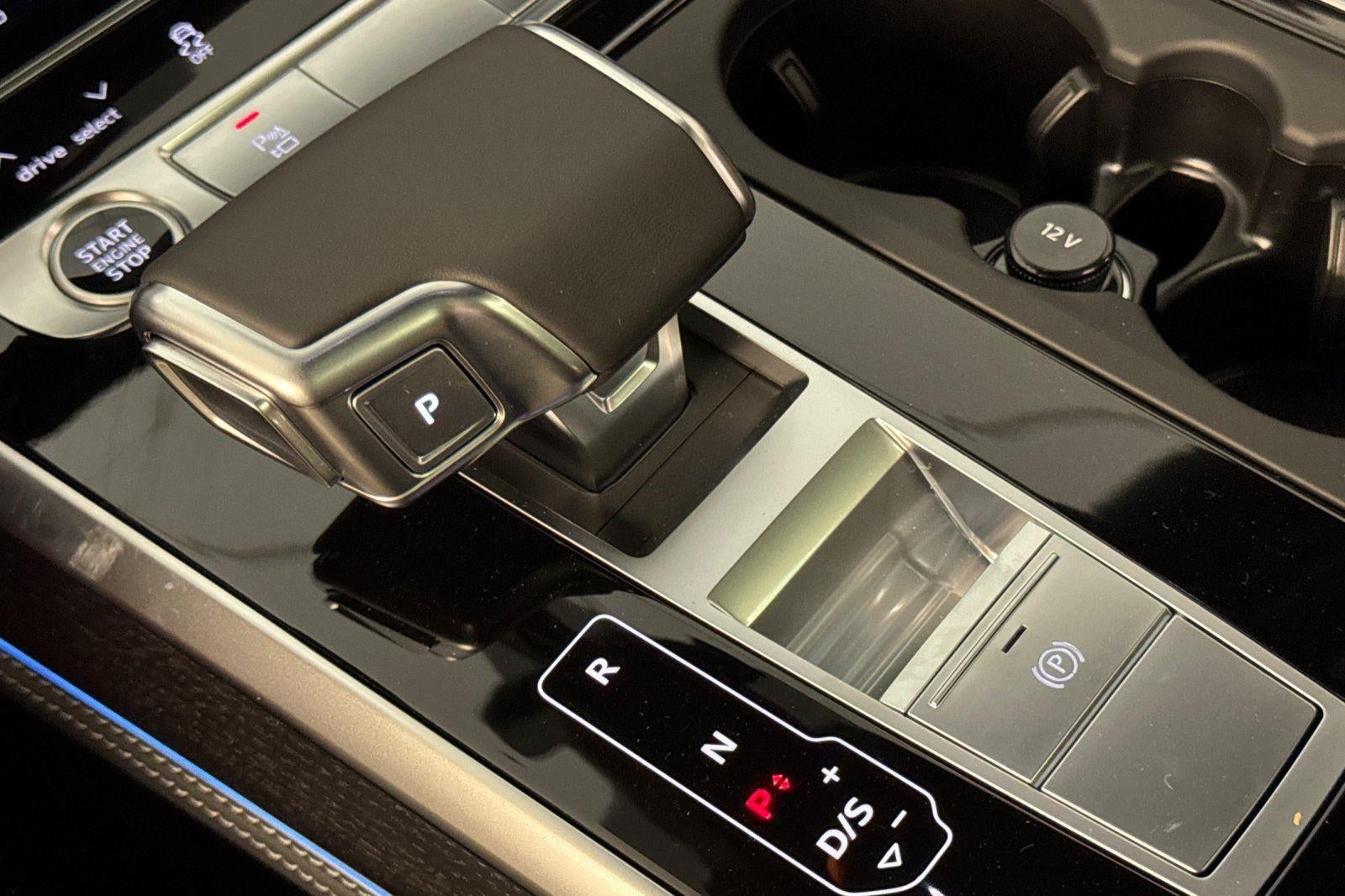 2026 Audi Q7 Premium Plus