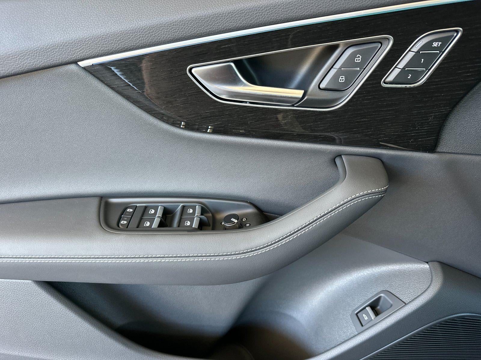 2026 Audi Q7 Premium Plus