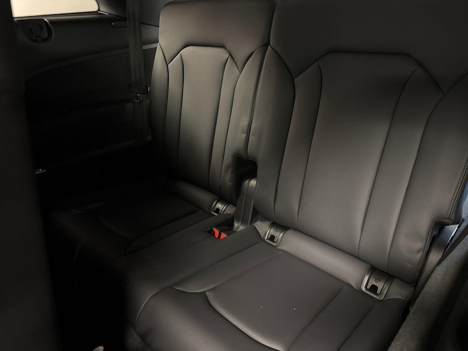 2026 Audi Q7 Premium Plus