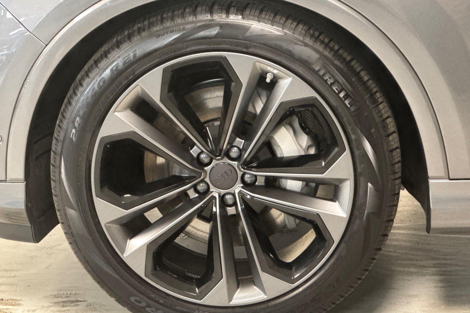 2026 Audi Q7 Premium Plus