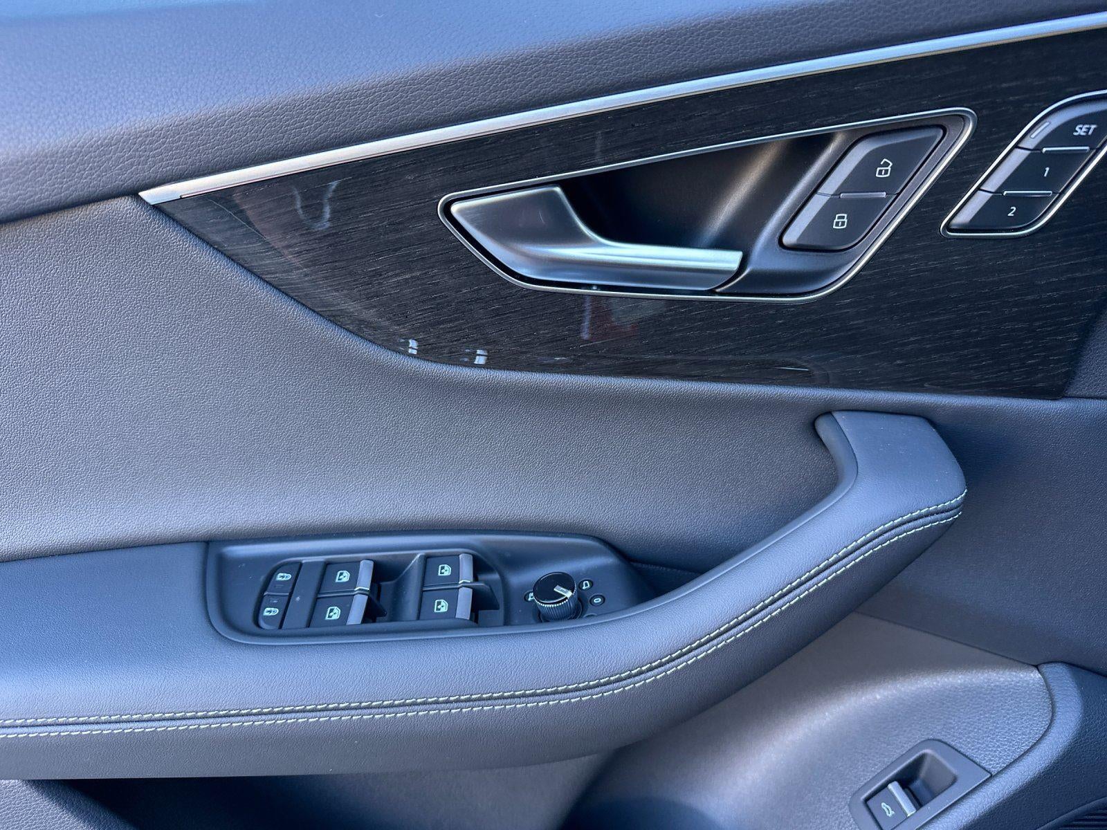 2026 Audi Q7 Premium Plus