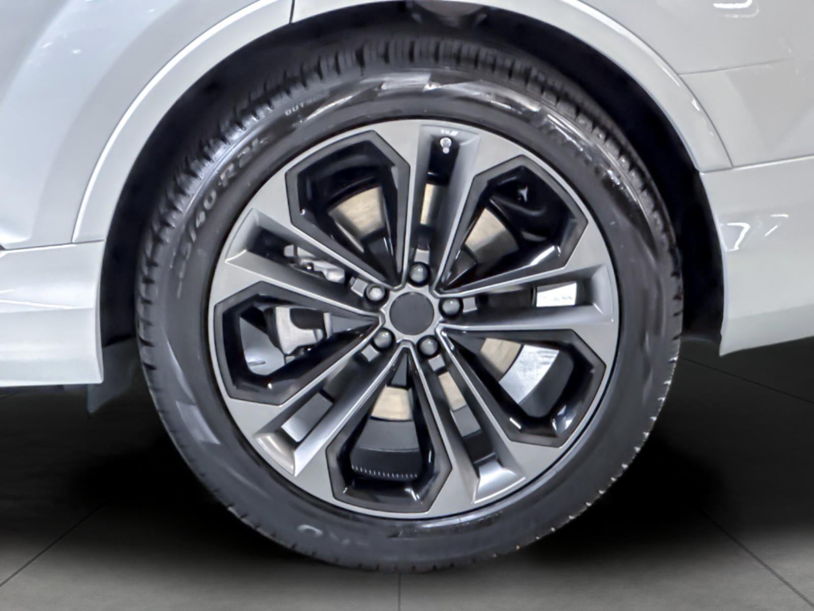 2026 Audi Q7 S line Premium Plus