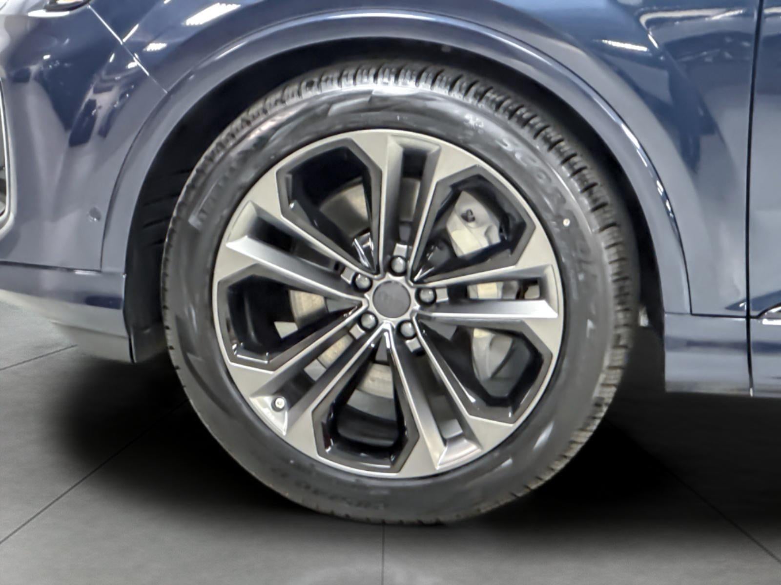 2026 Audi Q7 S line Premium Plus