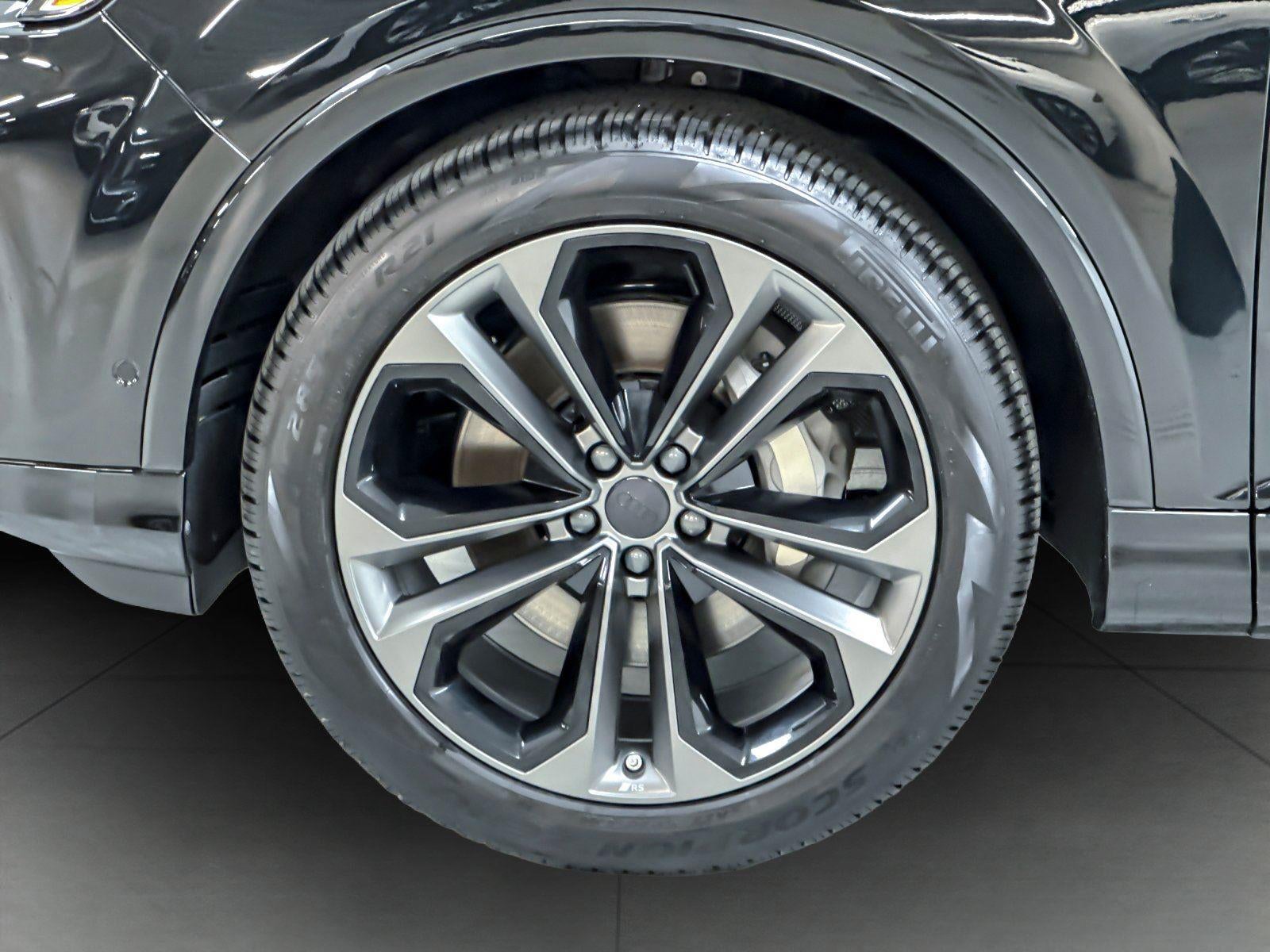 2026 Audi Q7 S line Premium Plus