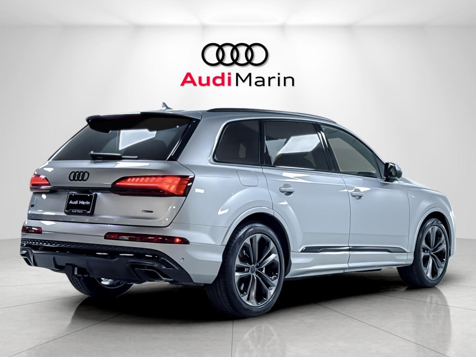 2026 Audi Q7 S line Premium Plus