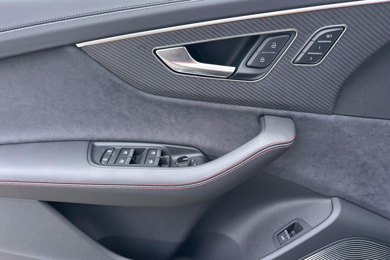 2026 Audi SQ7 Prestige