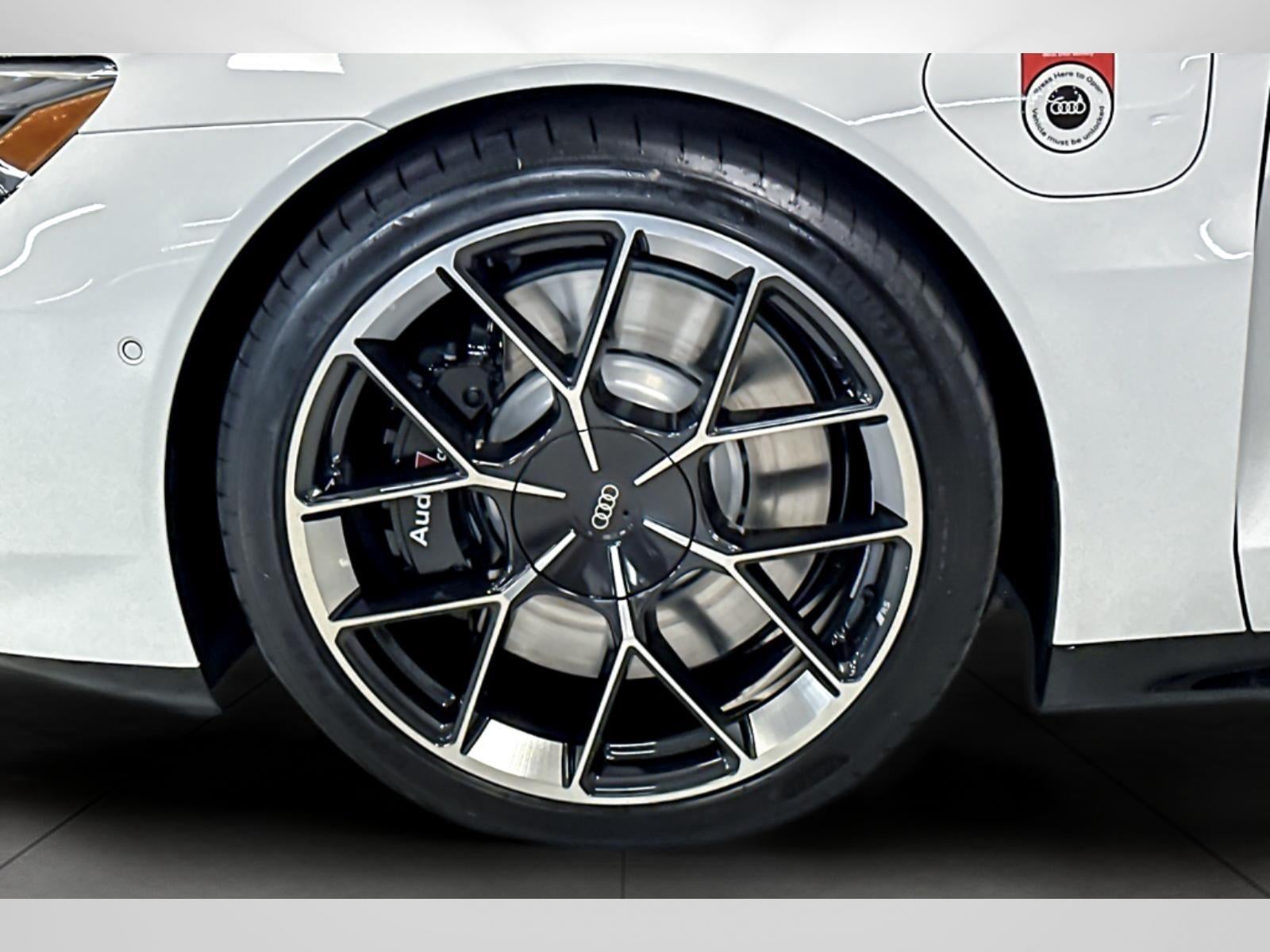2026 Audi RS e-tron GT performance Base