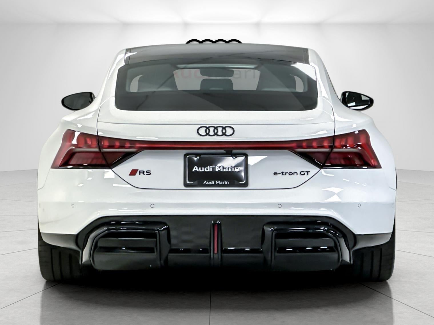 2026 Audi RS e-tron GT performance Base