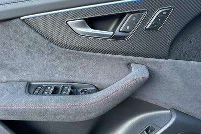 2026 Audi RS Q8 performance