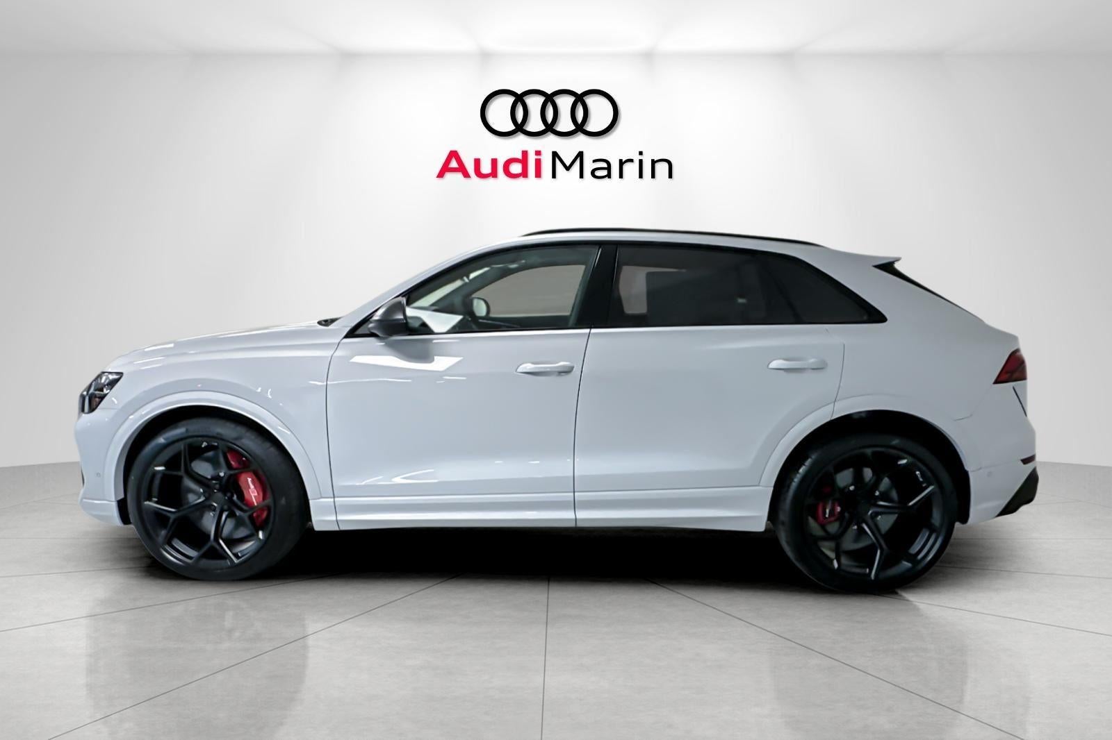 2026 Audi RS Q8 performance