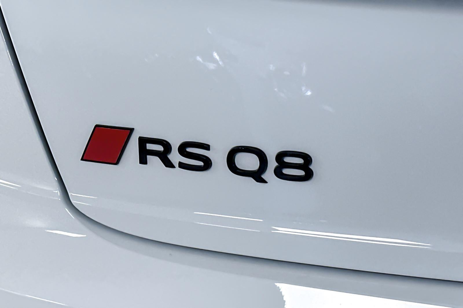 2026 Audi RS Q8 performance