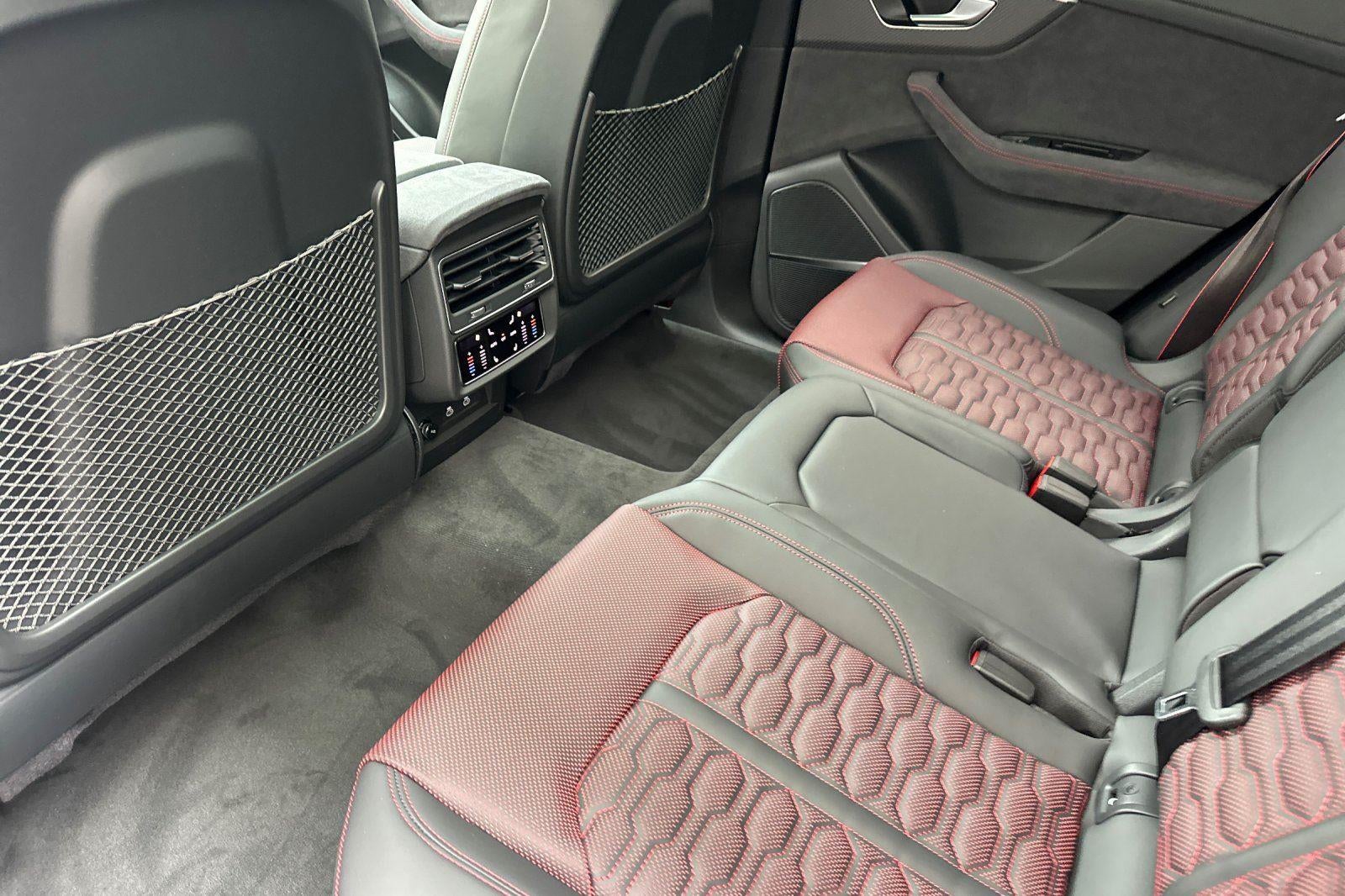 2026 Audi RS Q8 performance