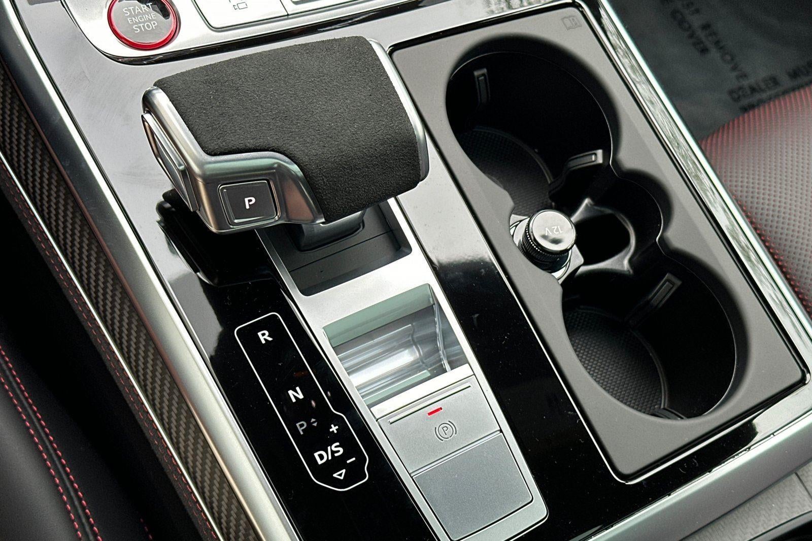 2026 Audi RS Q8 performance