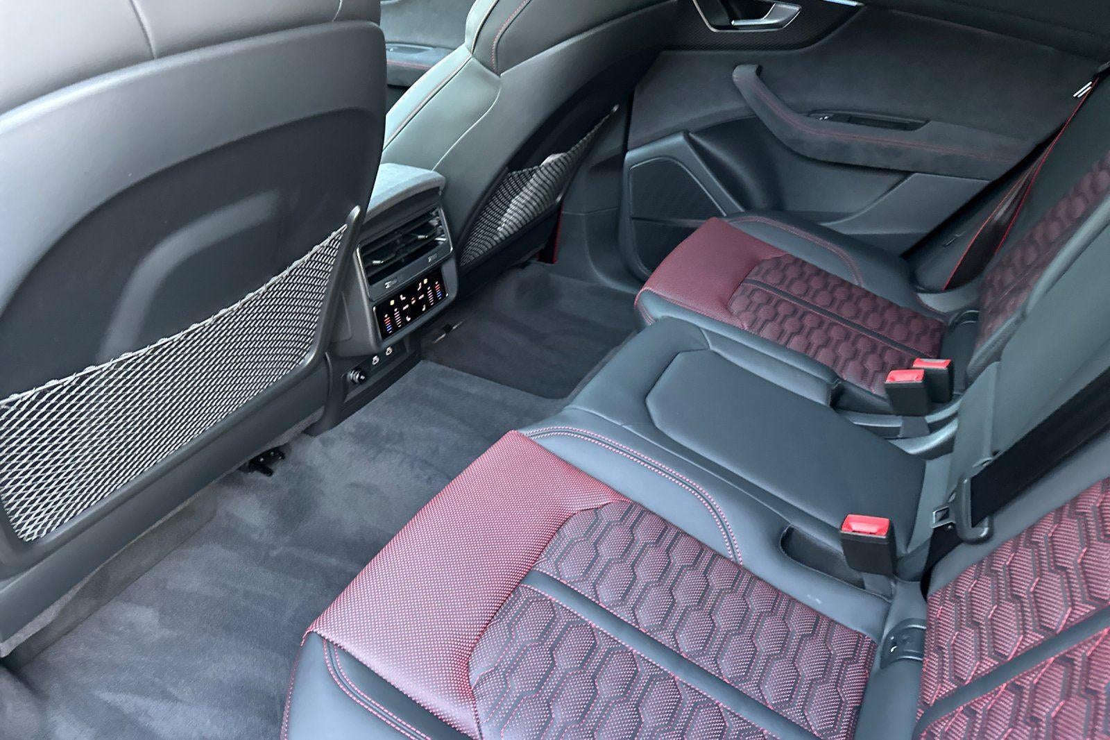 2026 Audi RS Q8 performance