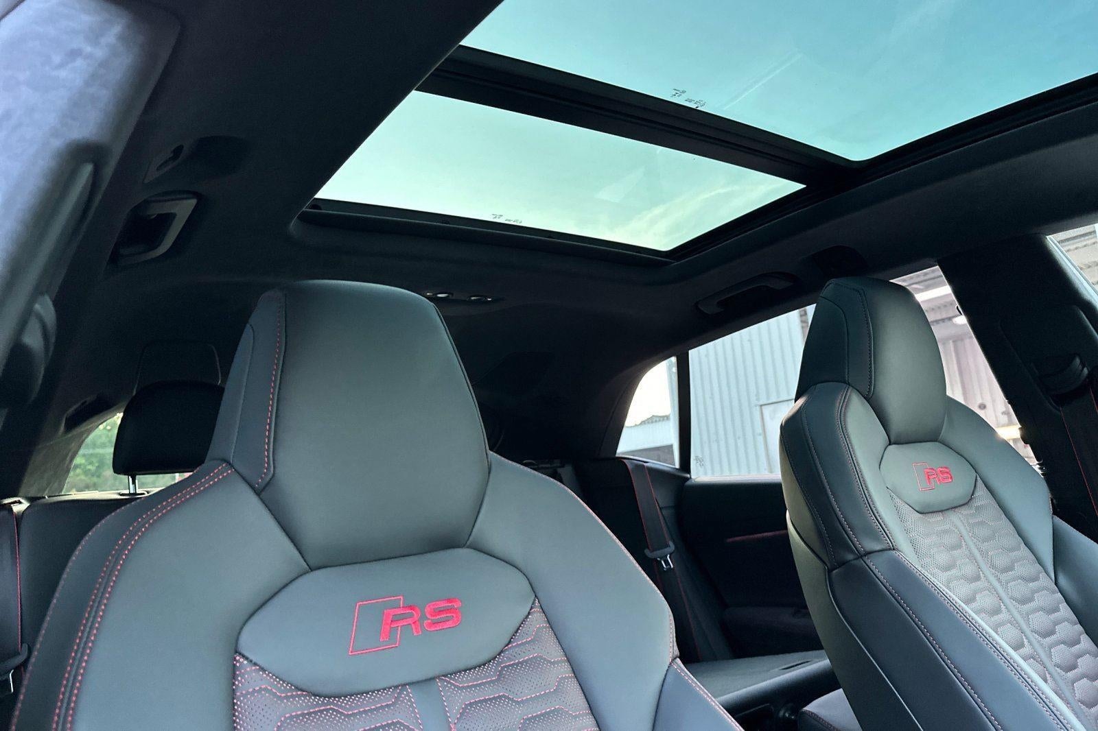 2026 Audi RS Q8 performance