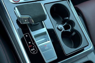 2026 Audi RS Q8 performance