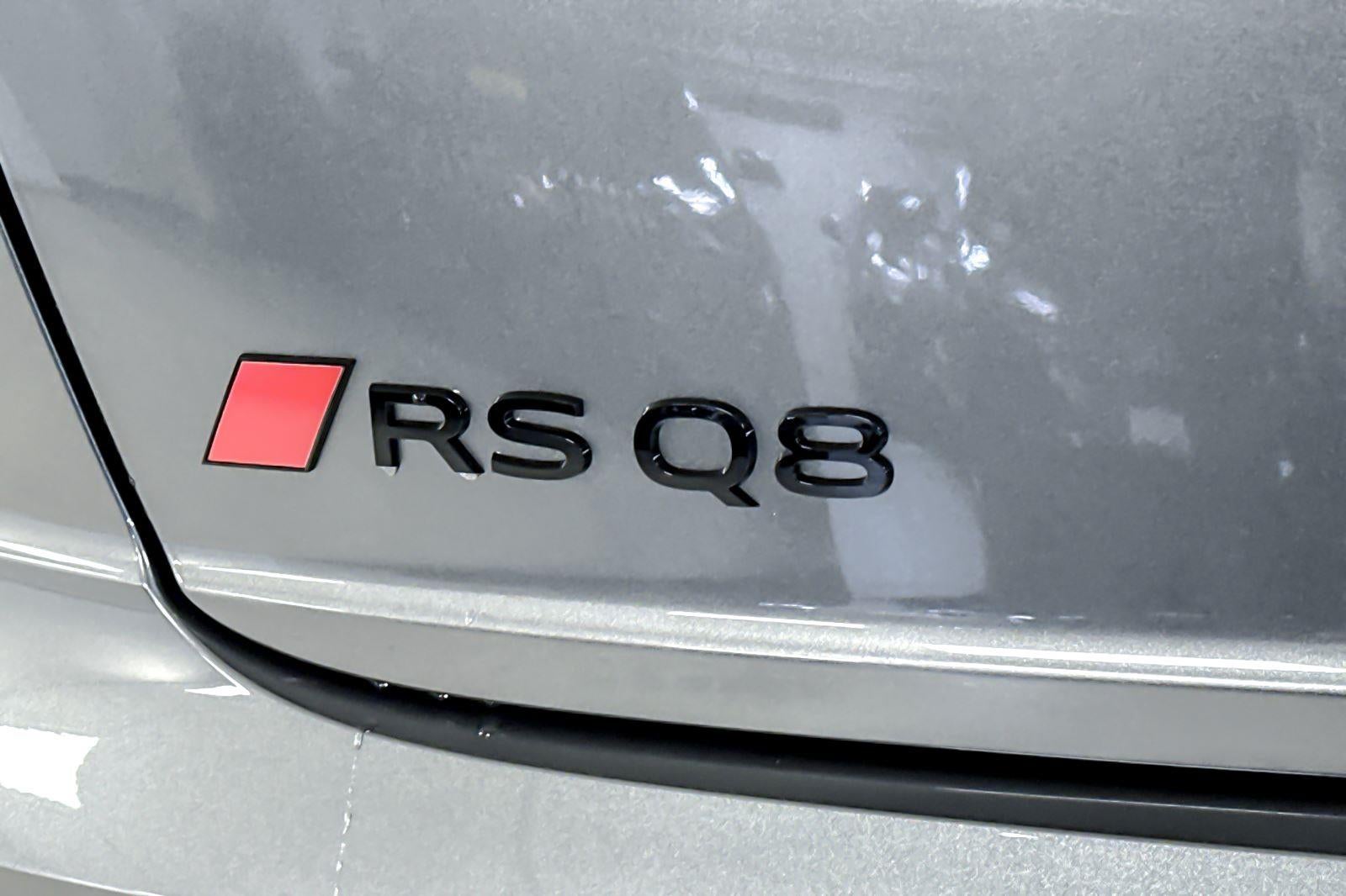 2026 Audi RS Q8 performance