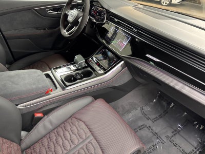 2026 Audi RS Q8 performance