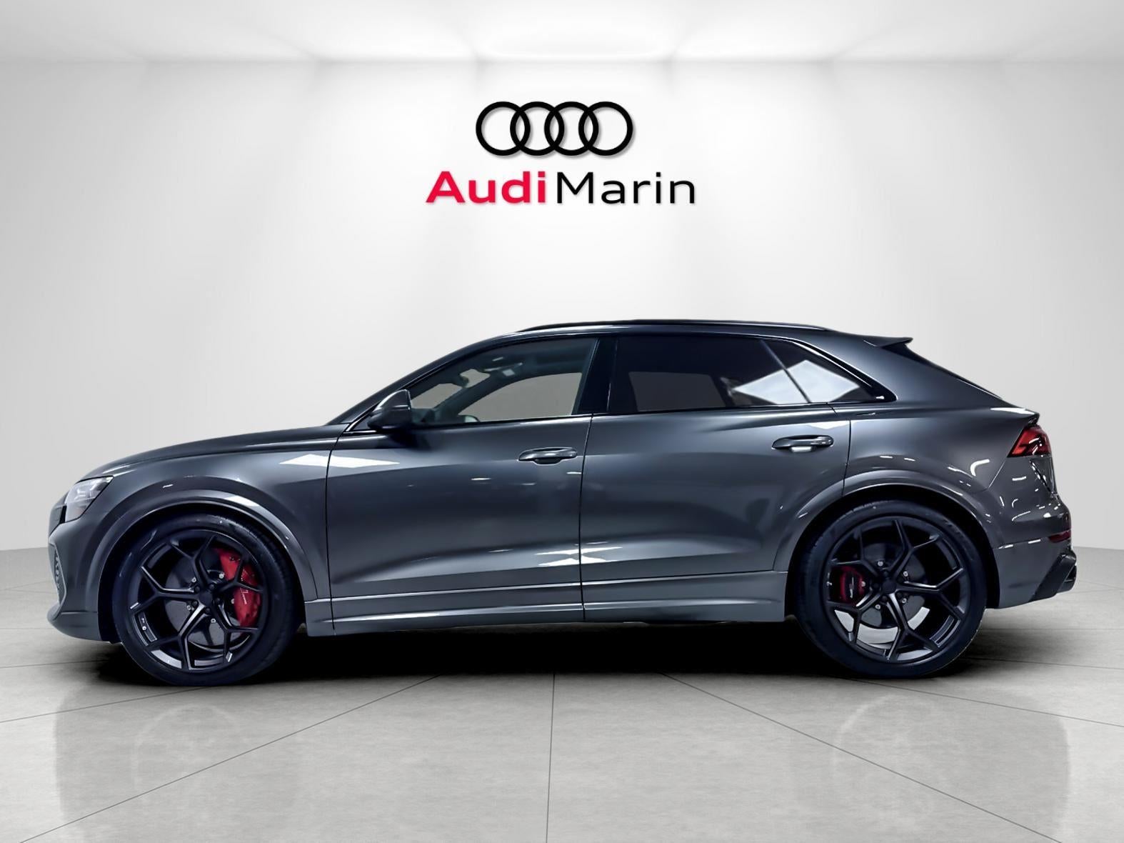 2026 Audi RS Q8 performance