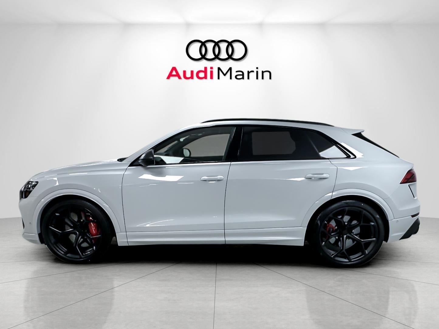 2026 Audi RS Q8 performance