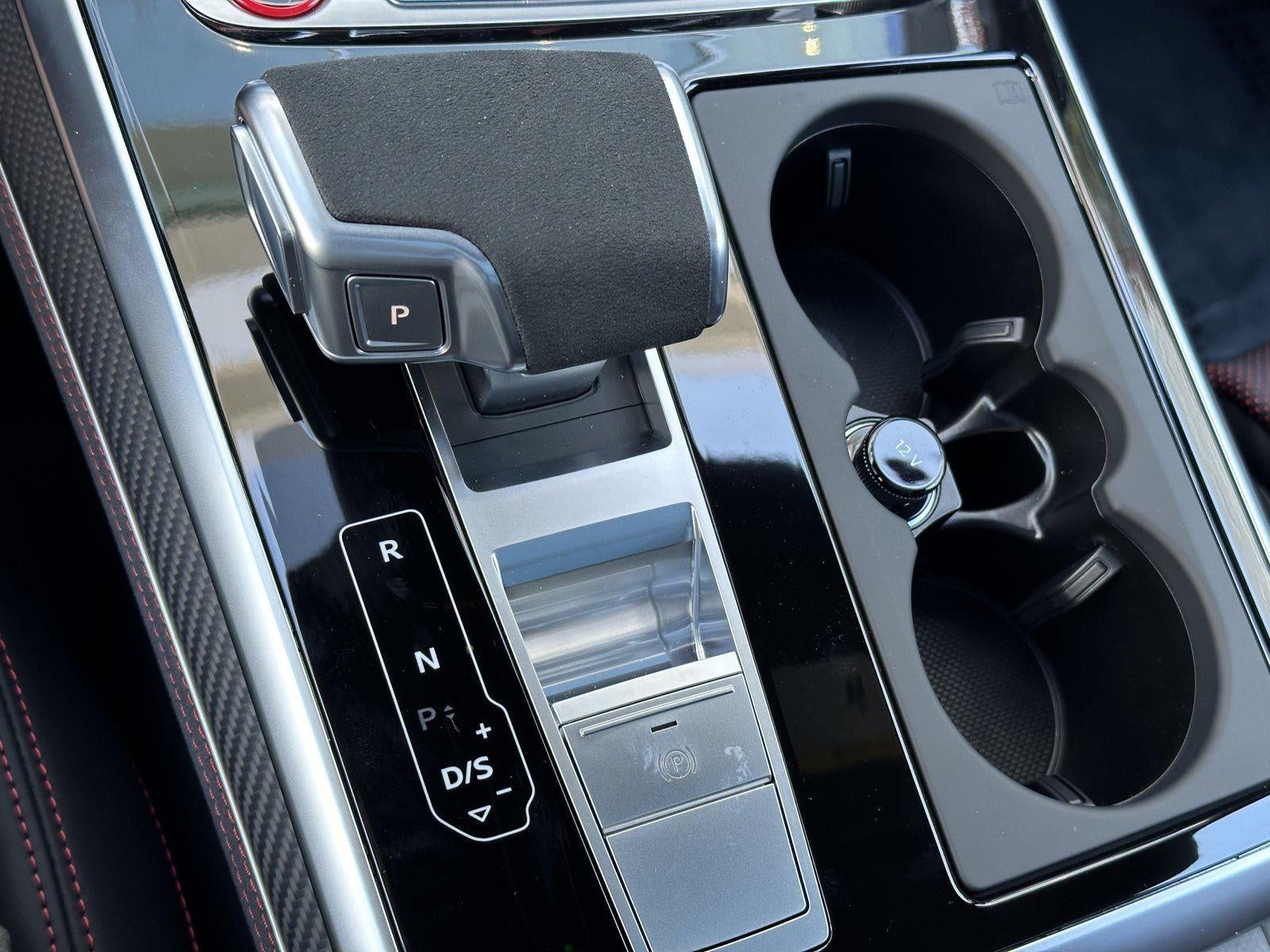 2026 Audi RS Q8 performance