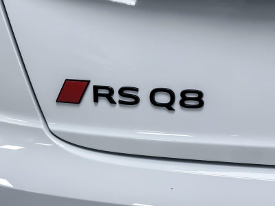 2026 Audi RS Q8 performance
