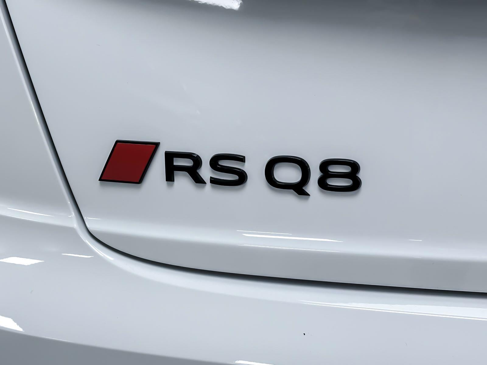 2026 Audi RS Q8 performance