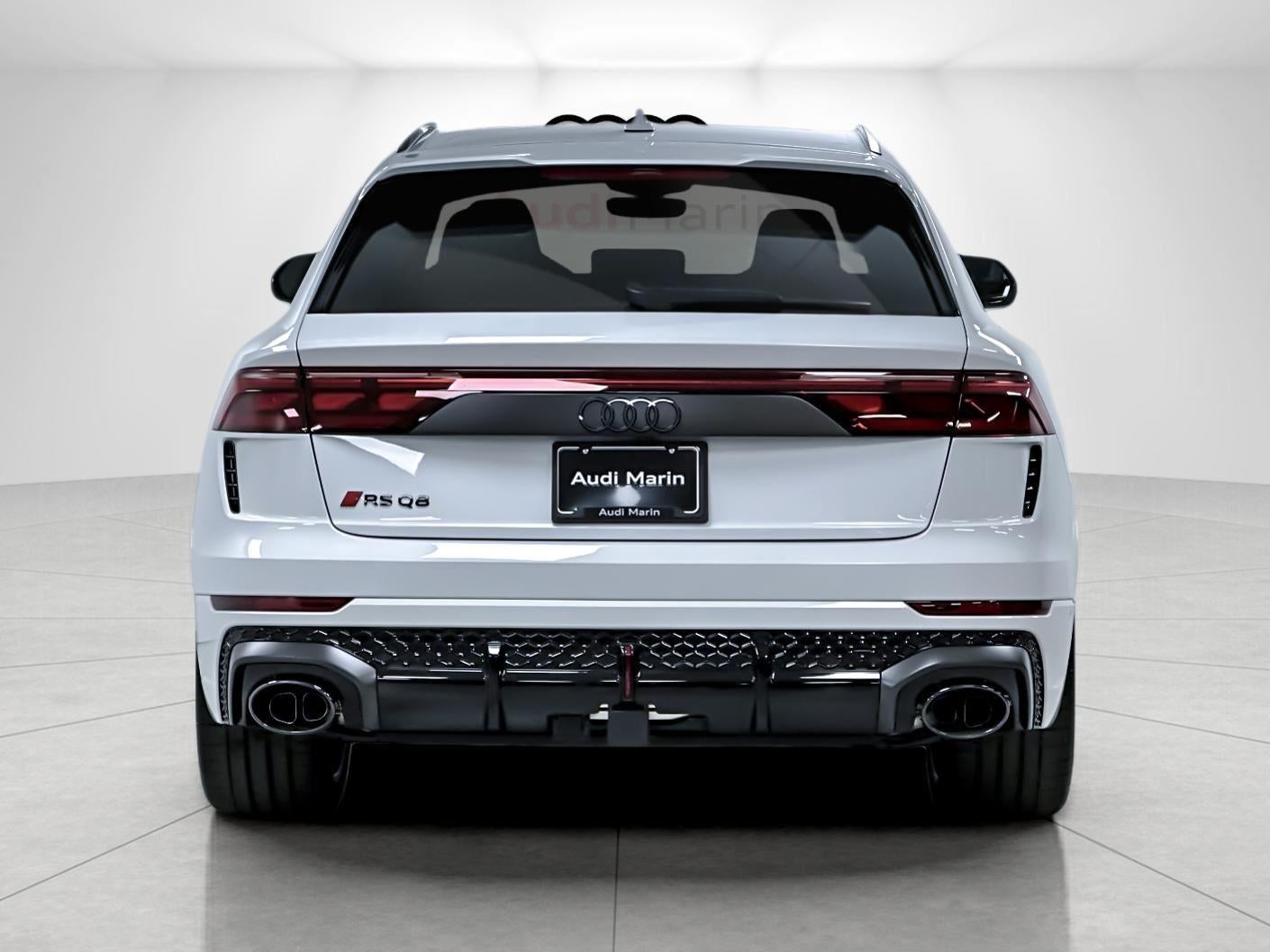 2026 Audi RS Q8 performance