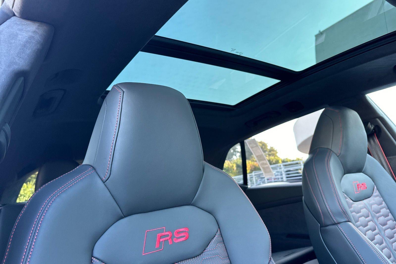 2026 Audi RS Q8 performance