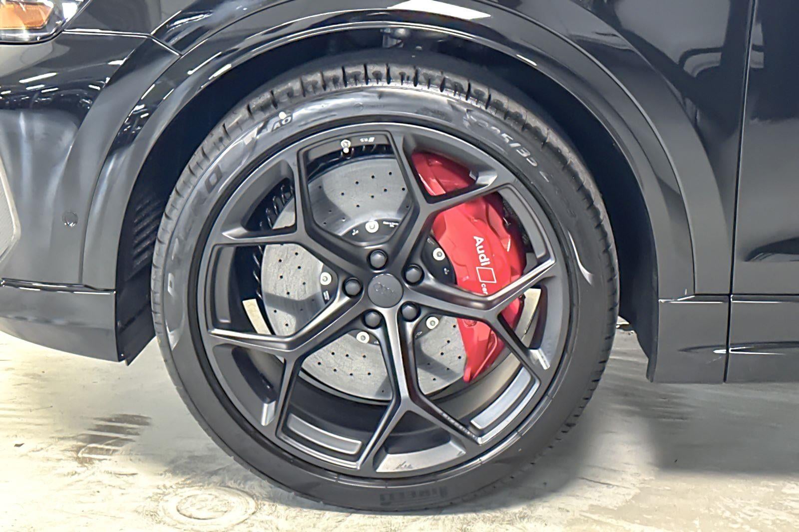 2026 Audi RS Q8 performance