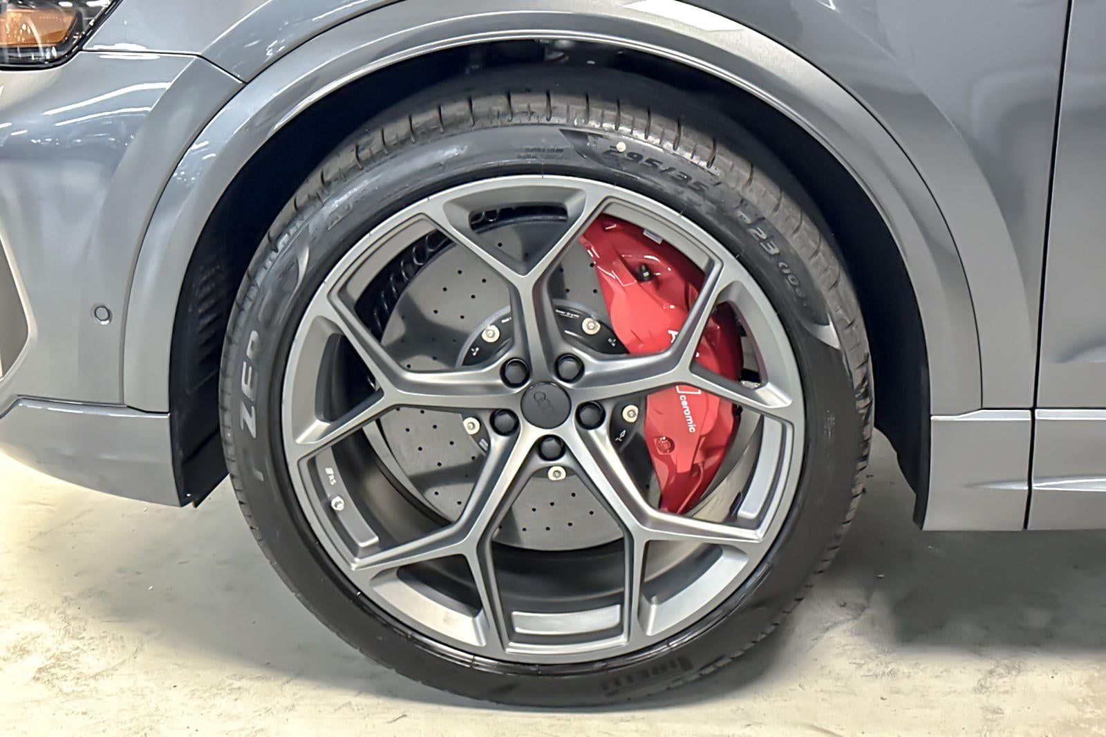 2026 Audi RS Q8 performance