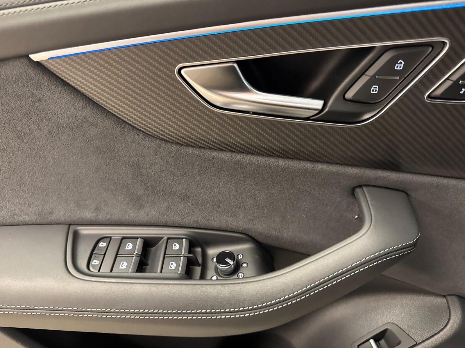 2026 Audi RS Q8 performance