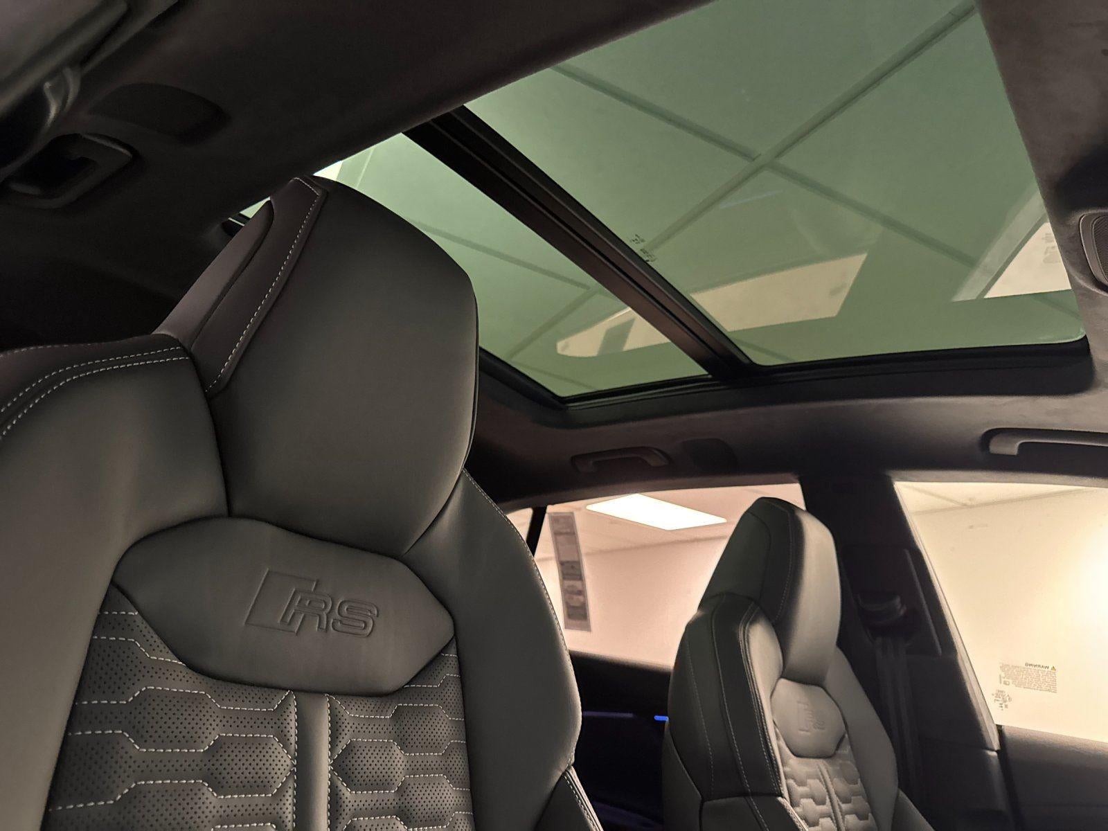 2026 Audi RS Q8 performance