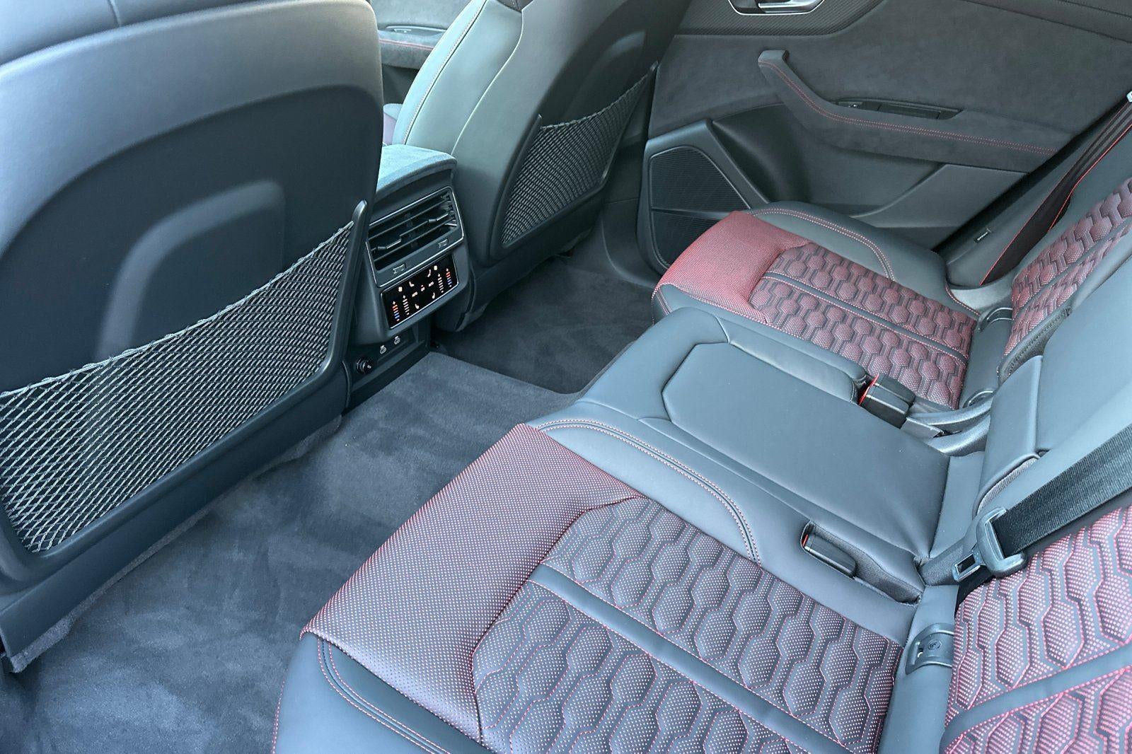 2026 Audi RS Q8 performance