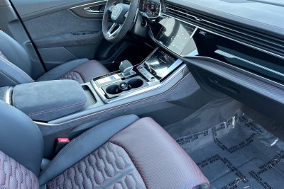 2026 Audi RS Q8 performance