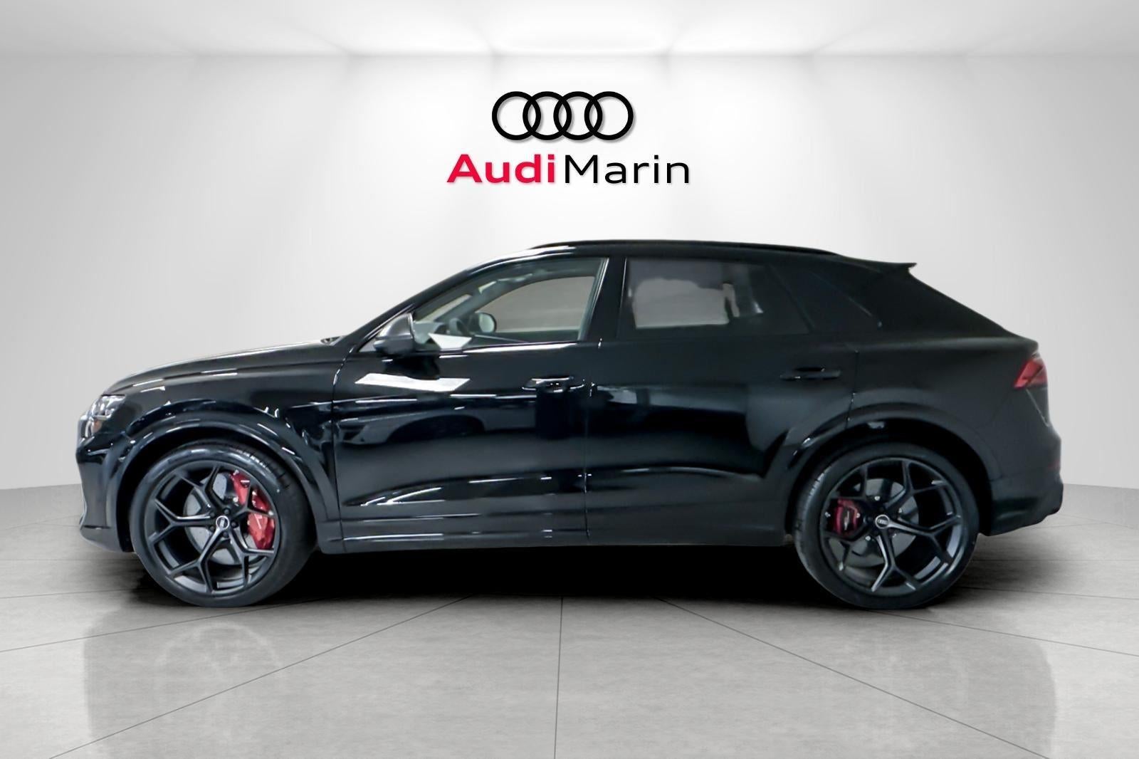 2026 Audi RS Q8 performance