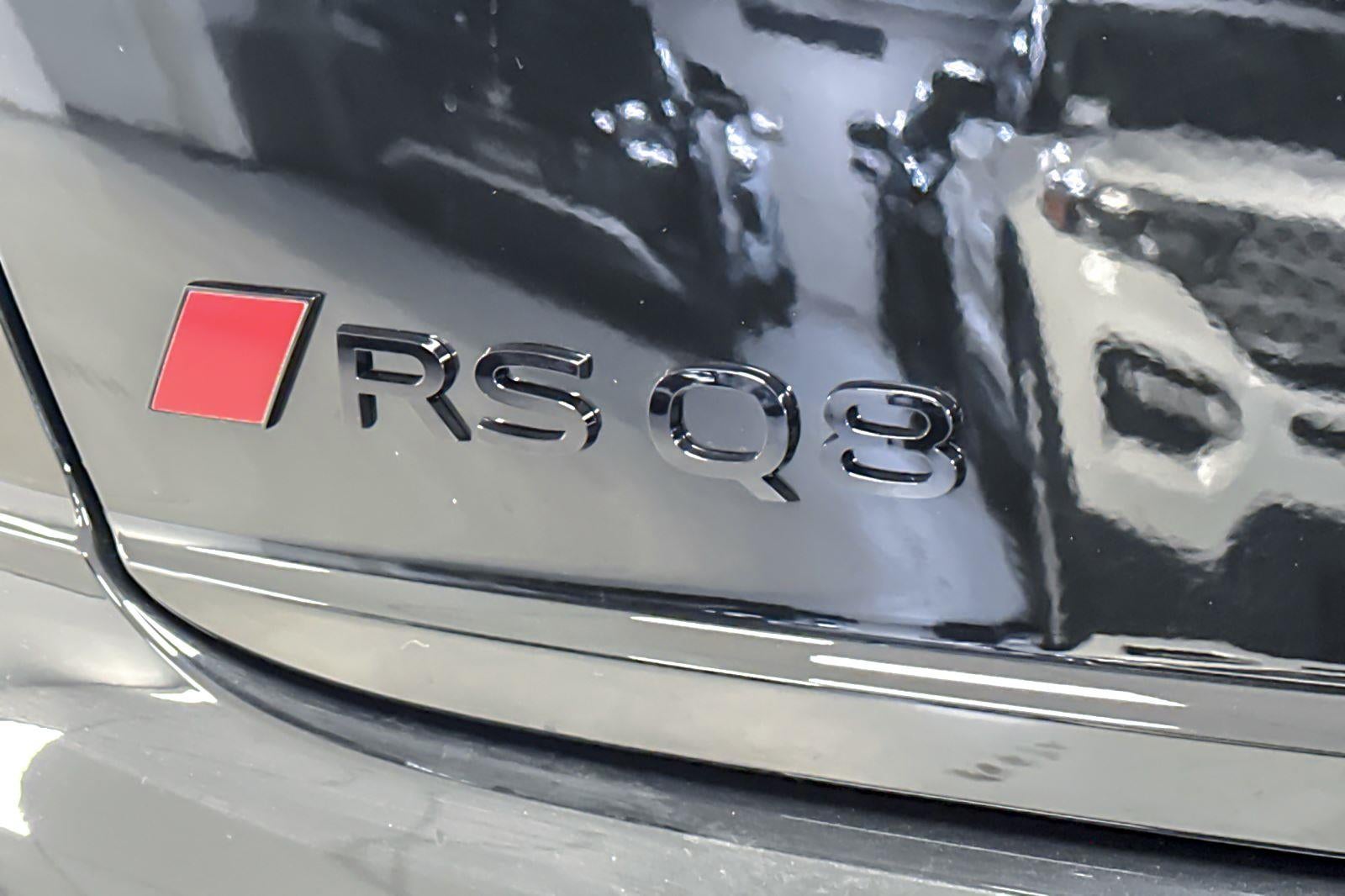 2026 Audi RS Q8 performance