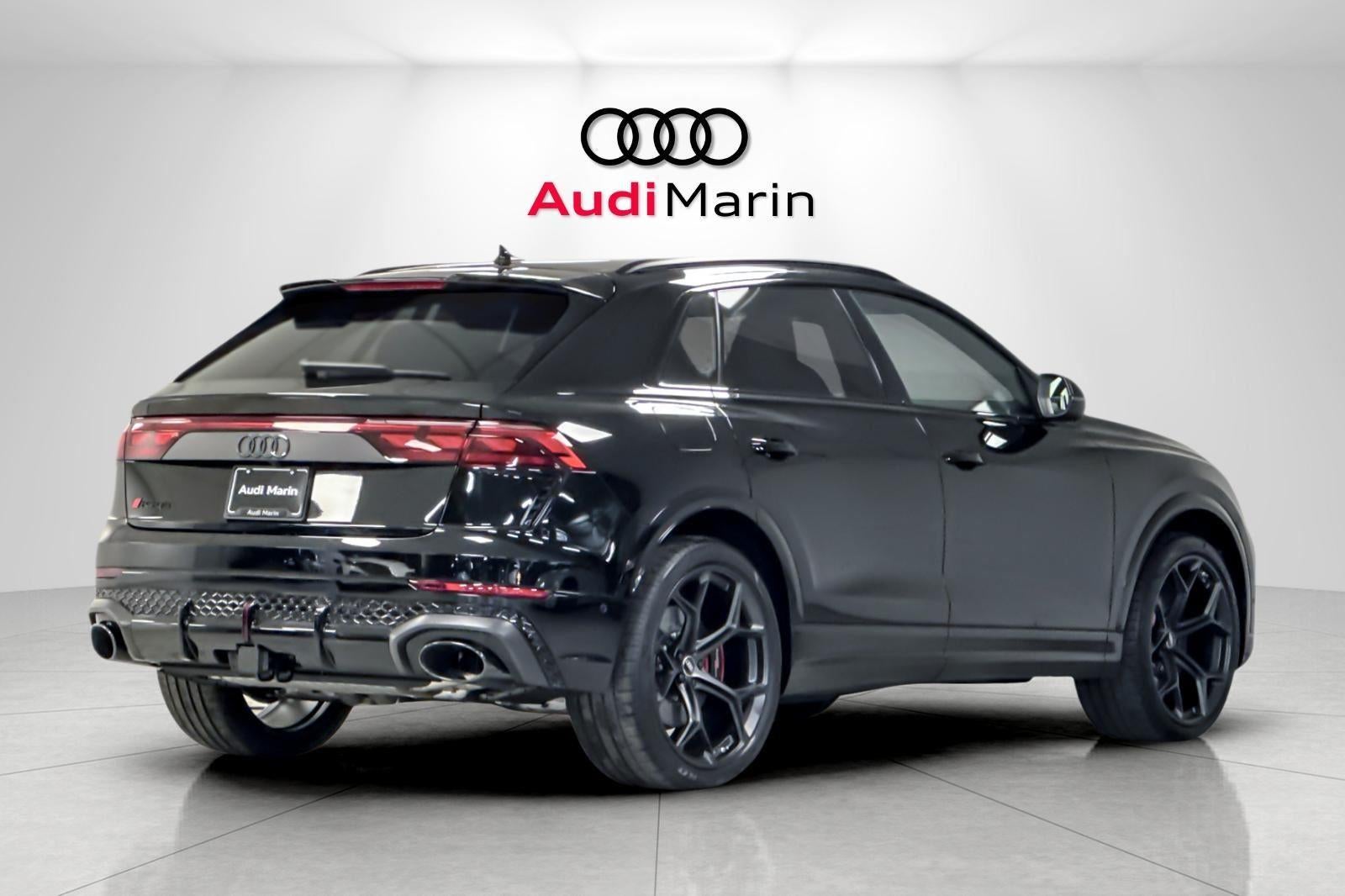 2026 Audi RS Q8 performance