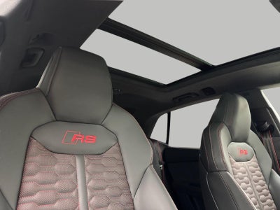 2026 Audi RS Q8 performance
