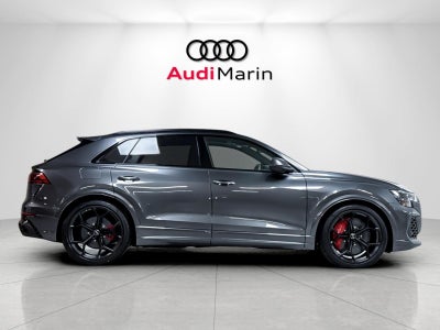 2026 Audi RS Q8 performance