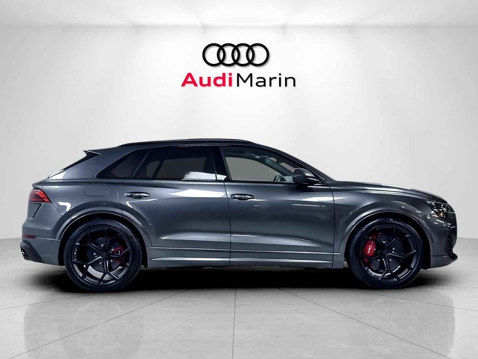 2026 Audi RS Q8 performance