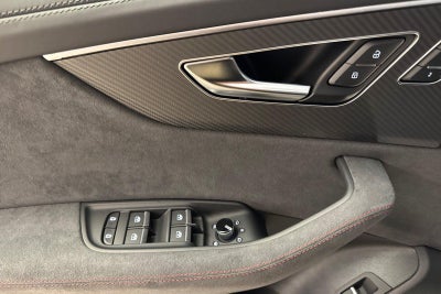 2025 Audi RS Q8 performance